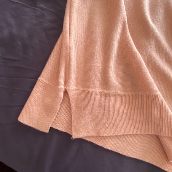 Peach coloured soft winter long sweater - Picture 4 of 6